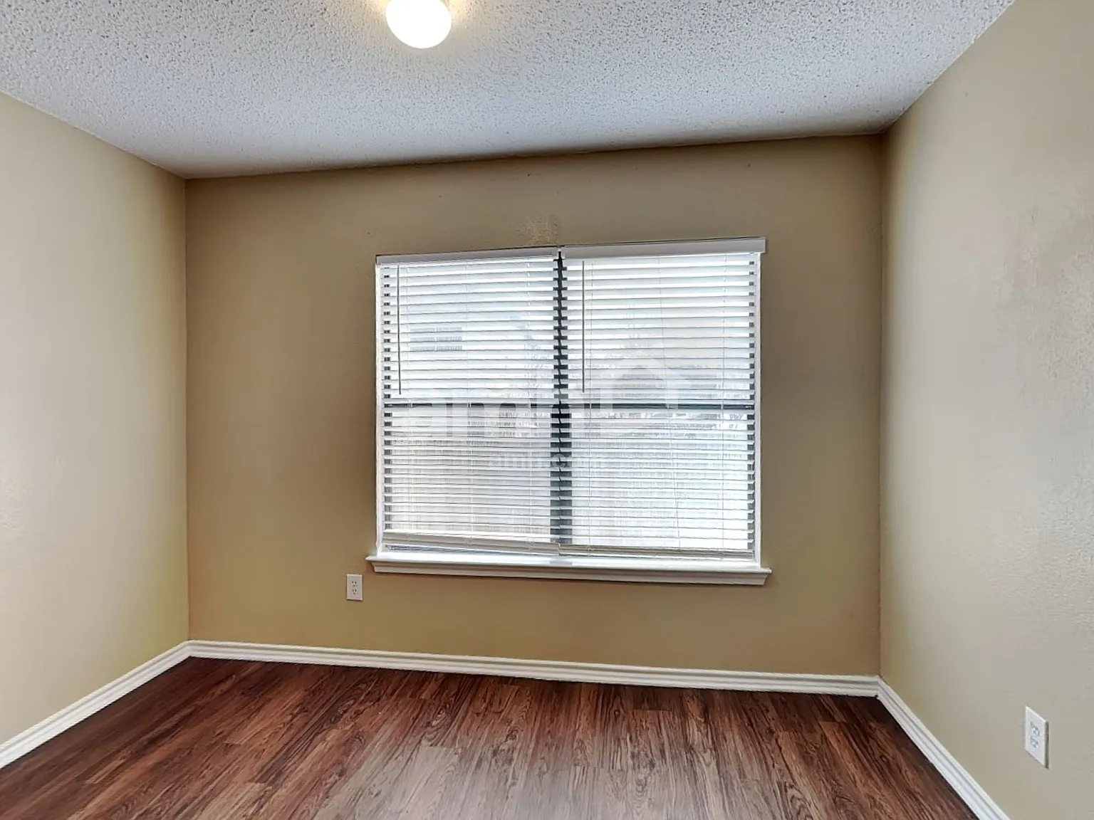 3 bed, 2.5 bath, 2166 sqft, $2,455 — Photo 4