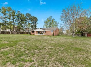 1035 New Deal Potts Rd, Cottontown, TN 37048