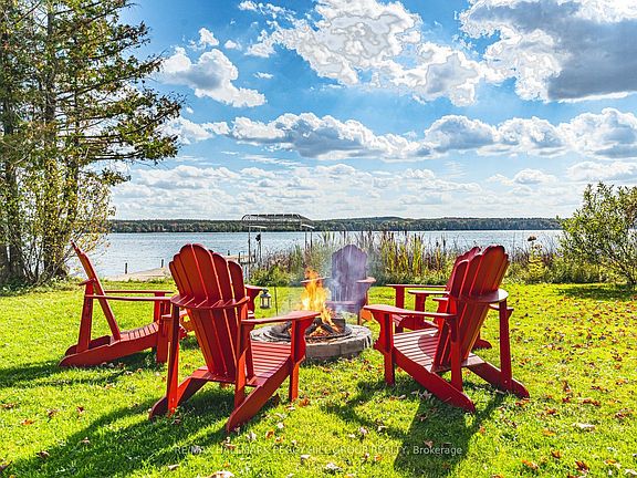 3rd image of 5724 & 1 Penetanguishene Rd