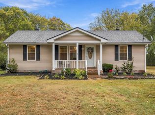 1593 Winding Way Cir, Gallatin, TN 37066