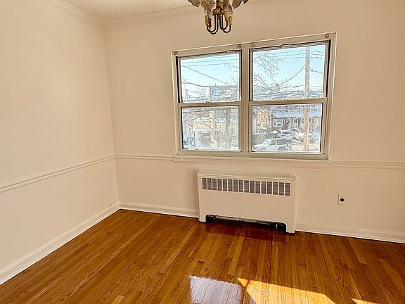 3rd image of 4565 Parsons Blvd Floor 2