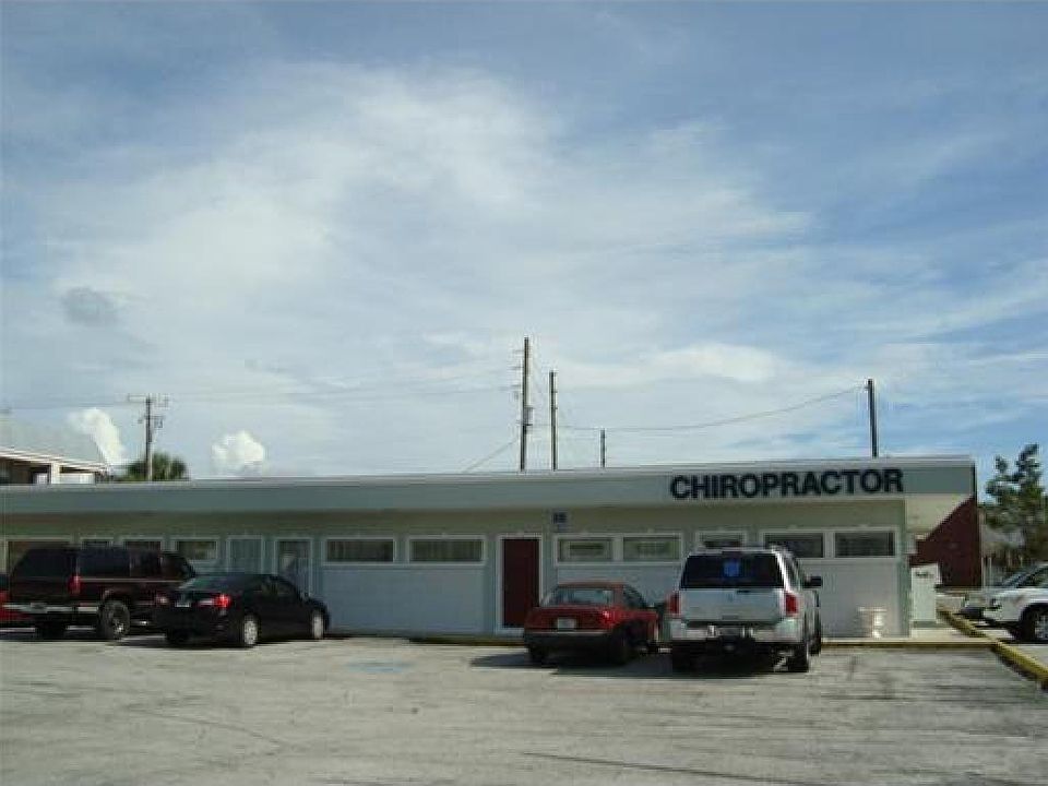 2nd image of 5304 Main St