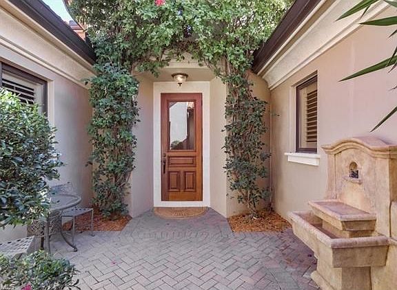 2nd image of 2950 Tiburon Blvd E