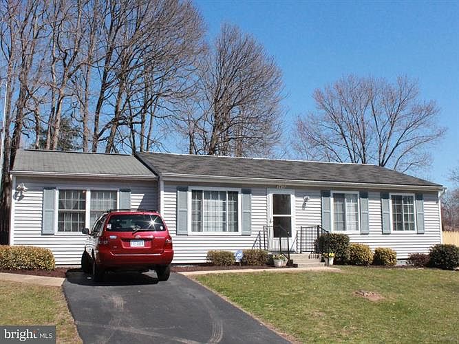1st image of 3410 Chelsea Dr