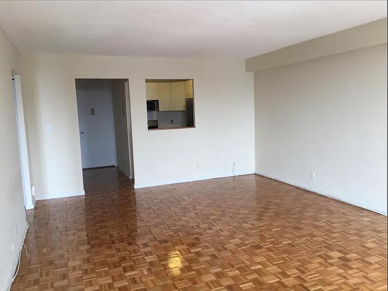 33 Pond Ave #813 — Photo 6