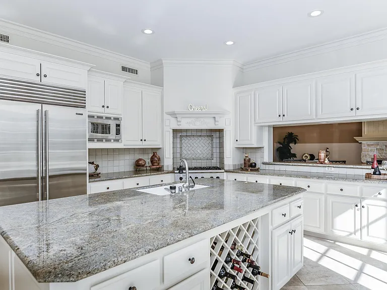 768 Forest Green Dr — Photo 11