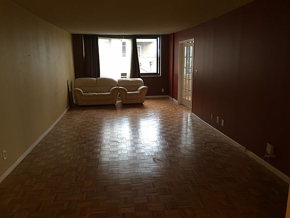 HUGE 20' Living Room