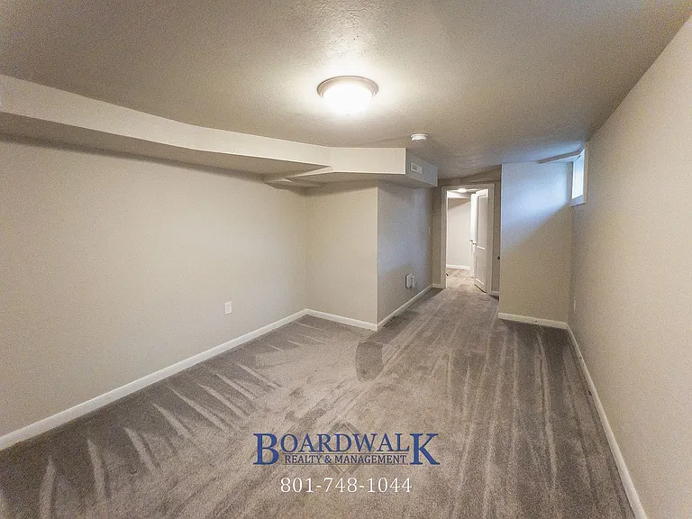 34 Glenwood Ave — Photo 17