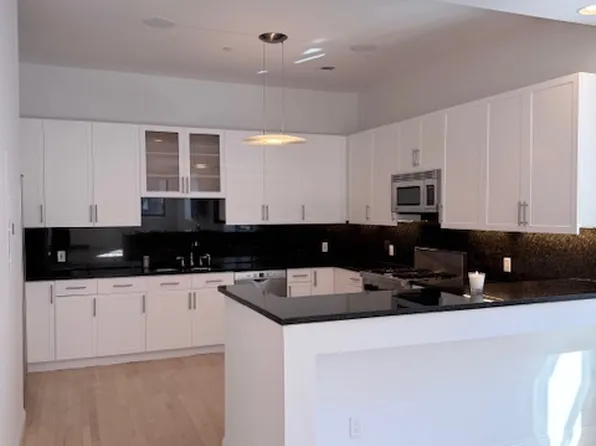 38 Warren Street image 3 of 11