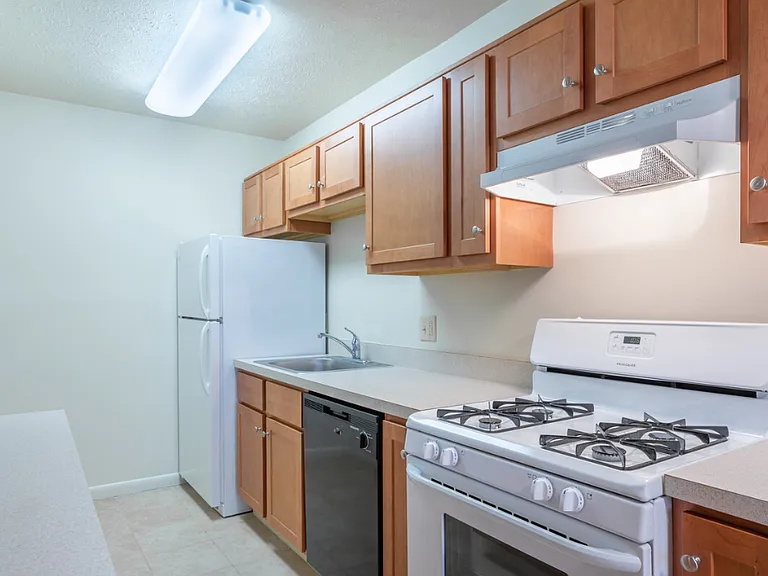 2607 Chamberlain Rd — Photo 14