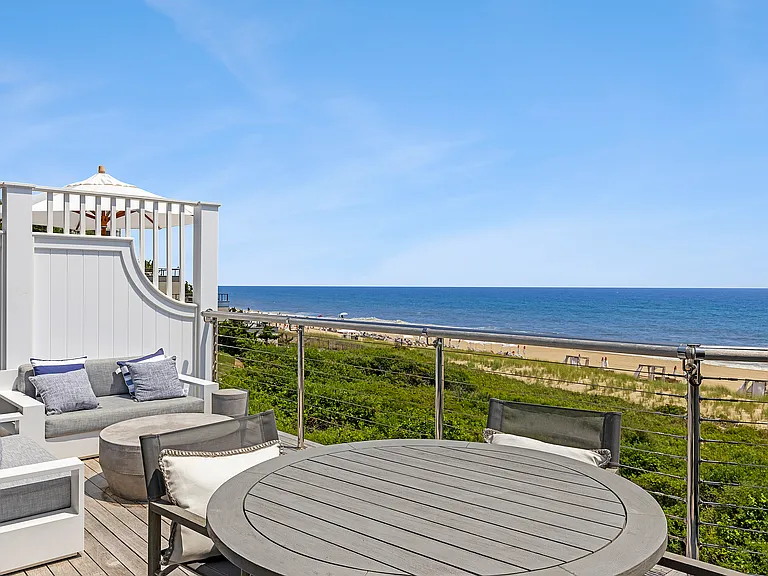 272 Old Montauk Hwy #6 — Photo 2