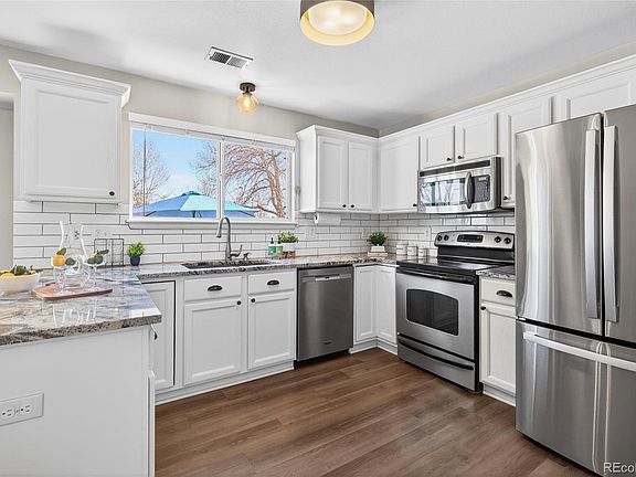3rd image of 9600 Castle Ridge Circle
