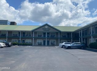 2743 Colonial Dr APT 108, Pigeon Forge, TN 37863