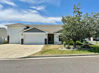 9517 N Prescott Ct, Spokane, WA 99208