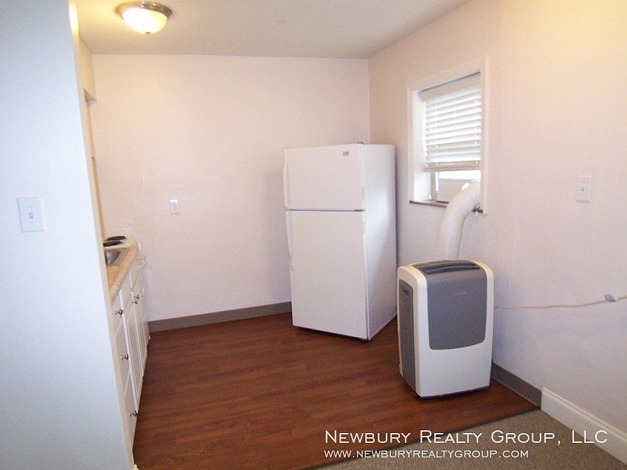 2nd image of 102 W Steuben St APT C1