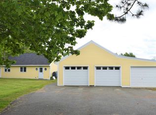 2499 Belfast Rd, Lincolnville, ME 04849