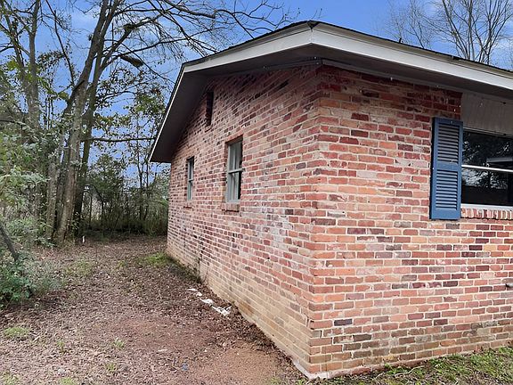 4th image of 758 Terminal Ct