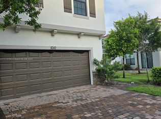 1010 White Oak Dr #1010, Palm Beach Gardens, FL 33410