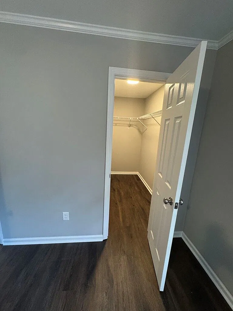 3 bed, 2.0 bath, 1754 sqft, $1,700 — Photo 4