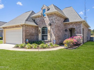 3901 Acadian Village Dr, Ocean Springs, MS, 39564