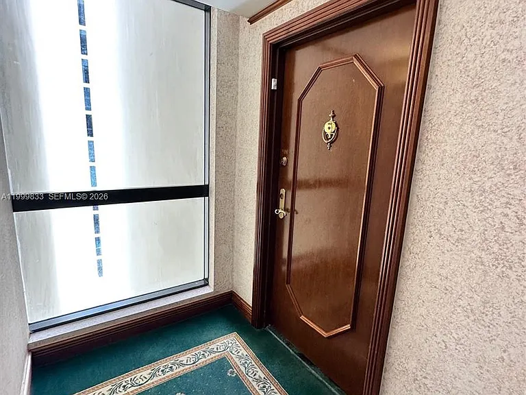 5757 Collins Ave #1003 — Photo 13