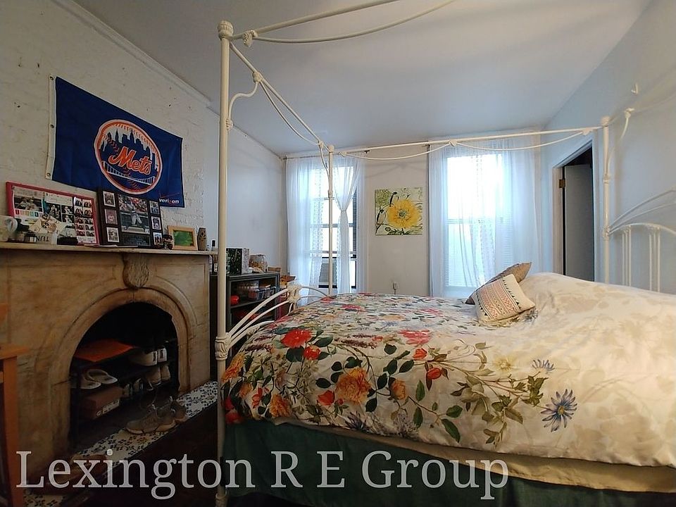 1st image of 208 E 75th St #2