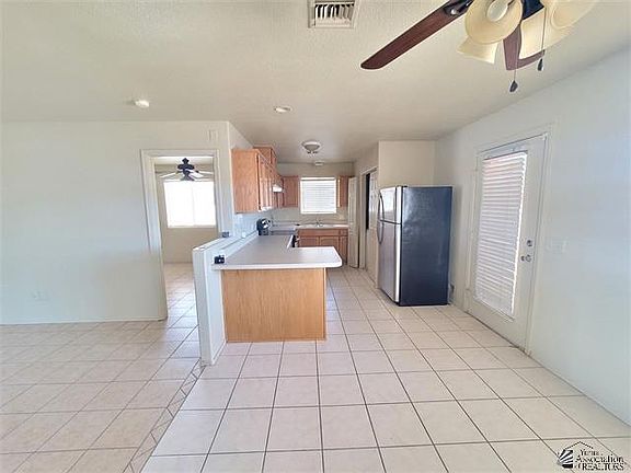 3rd image of 3037 S Eureka Ave