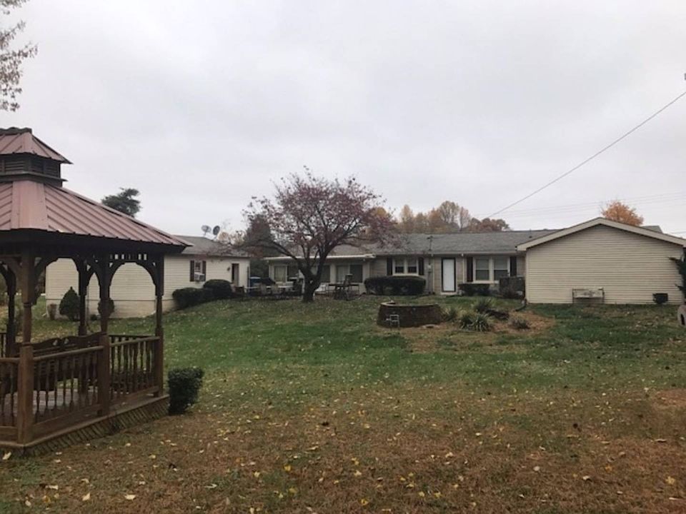 2nd image of 4971 Us Highway 231 N