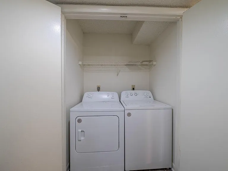 Morganton Place Apartment Homes — Photo 11
