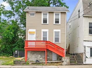 705 Island Ave, Mc Kees Rocks, PA 15136