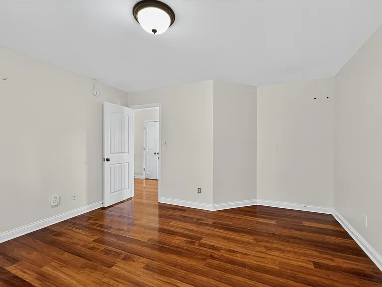 13636 Falcon Way — Photo 36