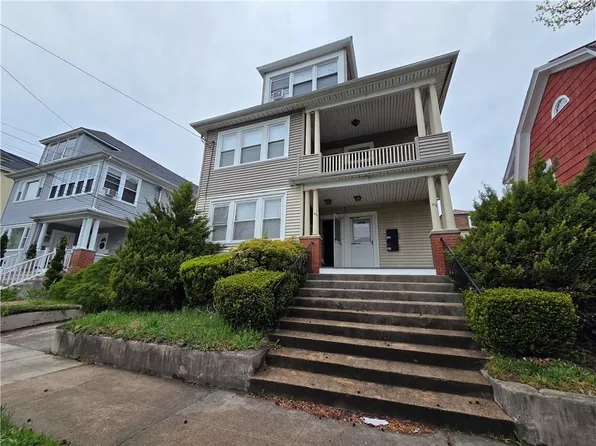 370 Academy Ave #1, Providence, RI 02908
