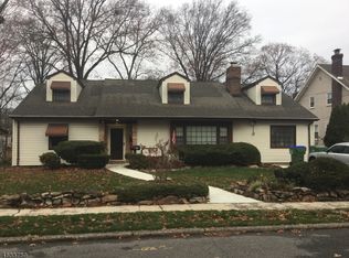 45 Lahiere Ave, Edison, NJ 08817