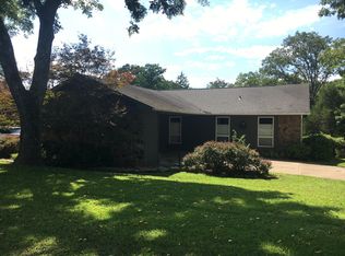 421 Sleepy Hollow Rd, Mountain Home, AR 72653