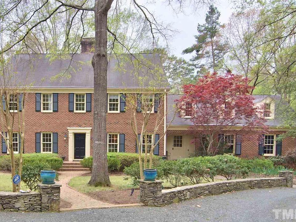 1st image of 419 Lakeshore Ln