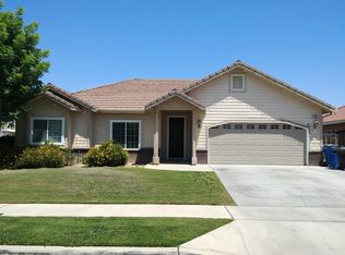 2980 Sterling Ave, Sanger, CA 93657