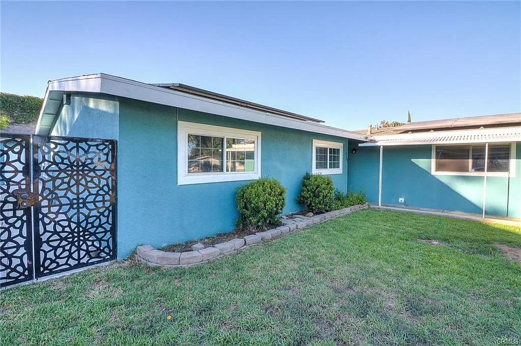 4 bed, 1900 sqft, $3,800 — Photo 3