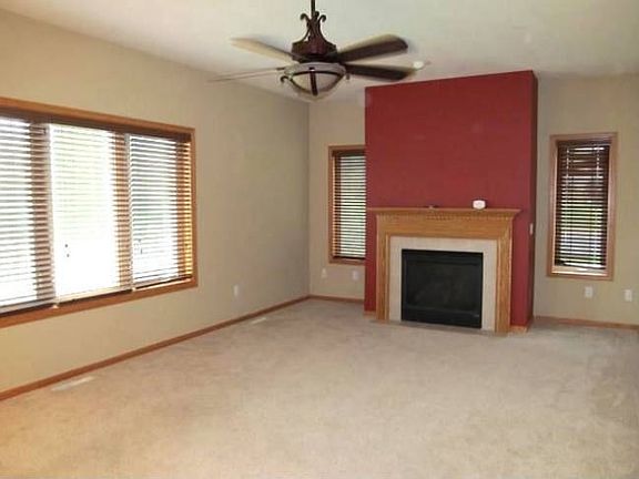 2nd image of 2997 Stamford Pl