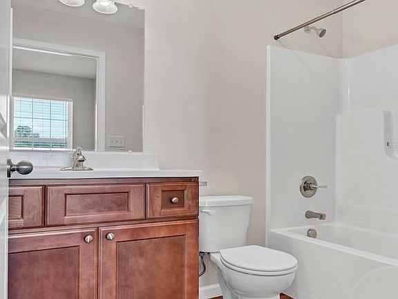4th image of 1112 Bertling St APT 2232