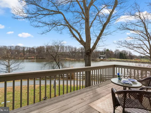 7263 Dockside Ln, Columbia, MD 21045