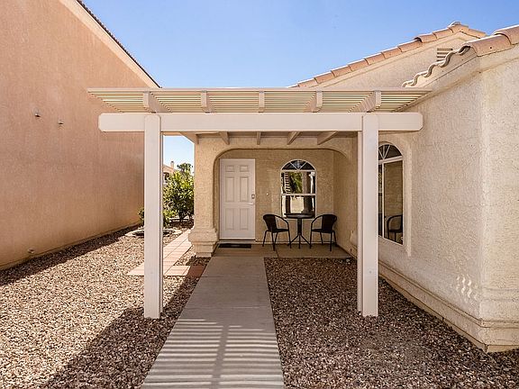 4th image of 1196 Pawnee Dr