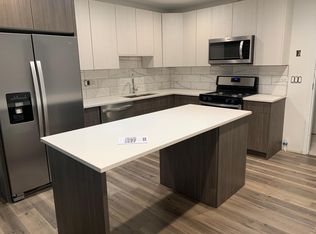 4716 Main St #2D, Lisle, IL 60532
