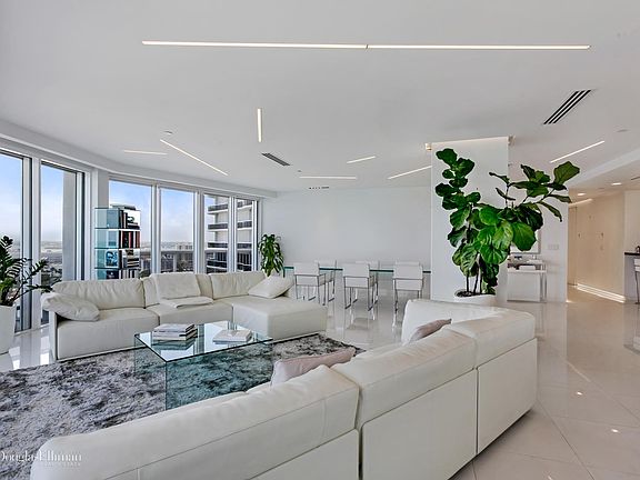 4th image of 9601 Collins Ave Ph 205