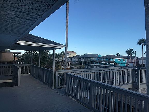 Back upper deck