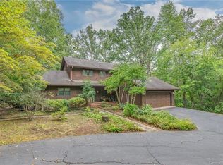 885 Smith Dairy Rd, Columbus, NC 28722