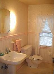 5th image of 4428 Highland Ave