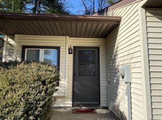 48 Tallow Wood Dr, Clifton Park, NY 12065