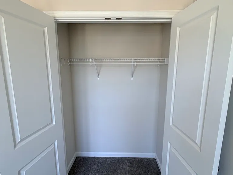 436 Seeback Dr — Photo 44