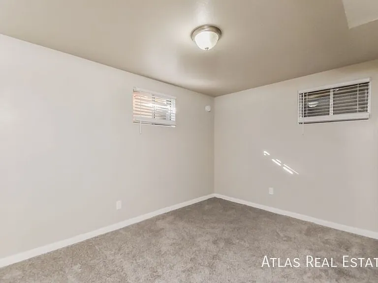 49 S Roosevelt St — Photo 14