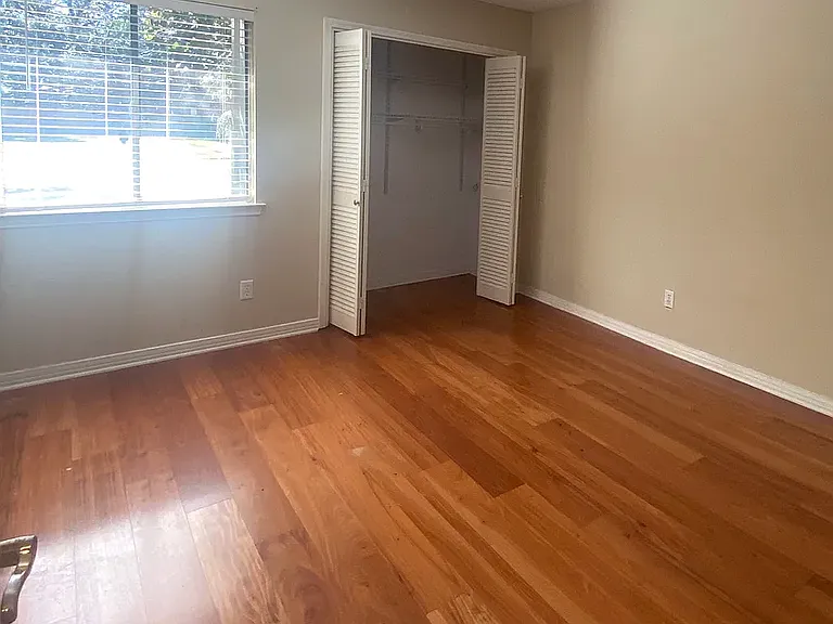 2820 Whisper Oaks Dr — Photo 6